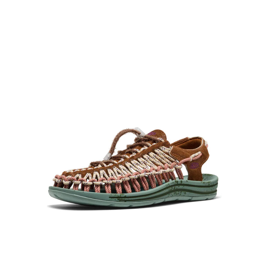 Unisex UNEEK Leather Sneaker Sandal Terrain Roasted Pecan - Image alt 3